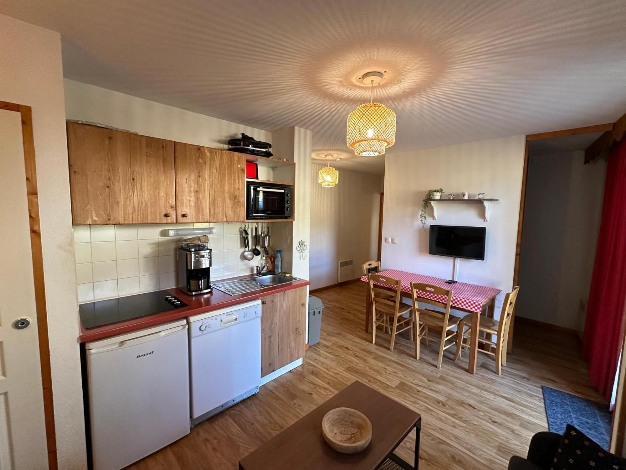 Charmant Appartement Confortable Pour 6 Personnes 40M2 Pied Pistes, Piscine, Wifi, Parking 尚鲁斯 外观 照片