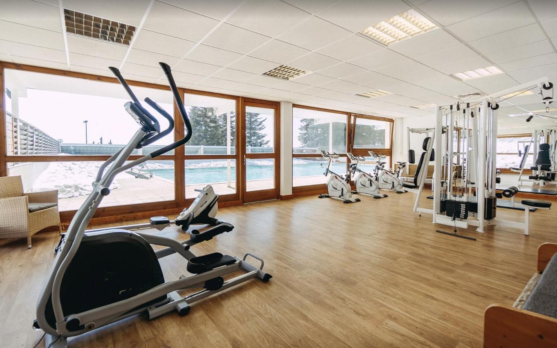 Charmant Appartement Confortable Pour 6 Personnes 40M2 Pied Pistes, Piscine, Wifi, Parking 尚鲁斯 外观 照片
